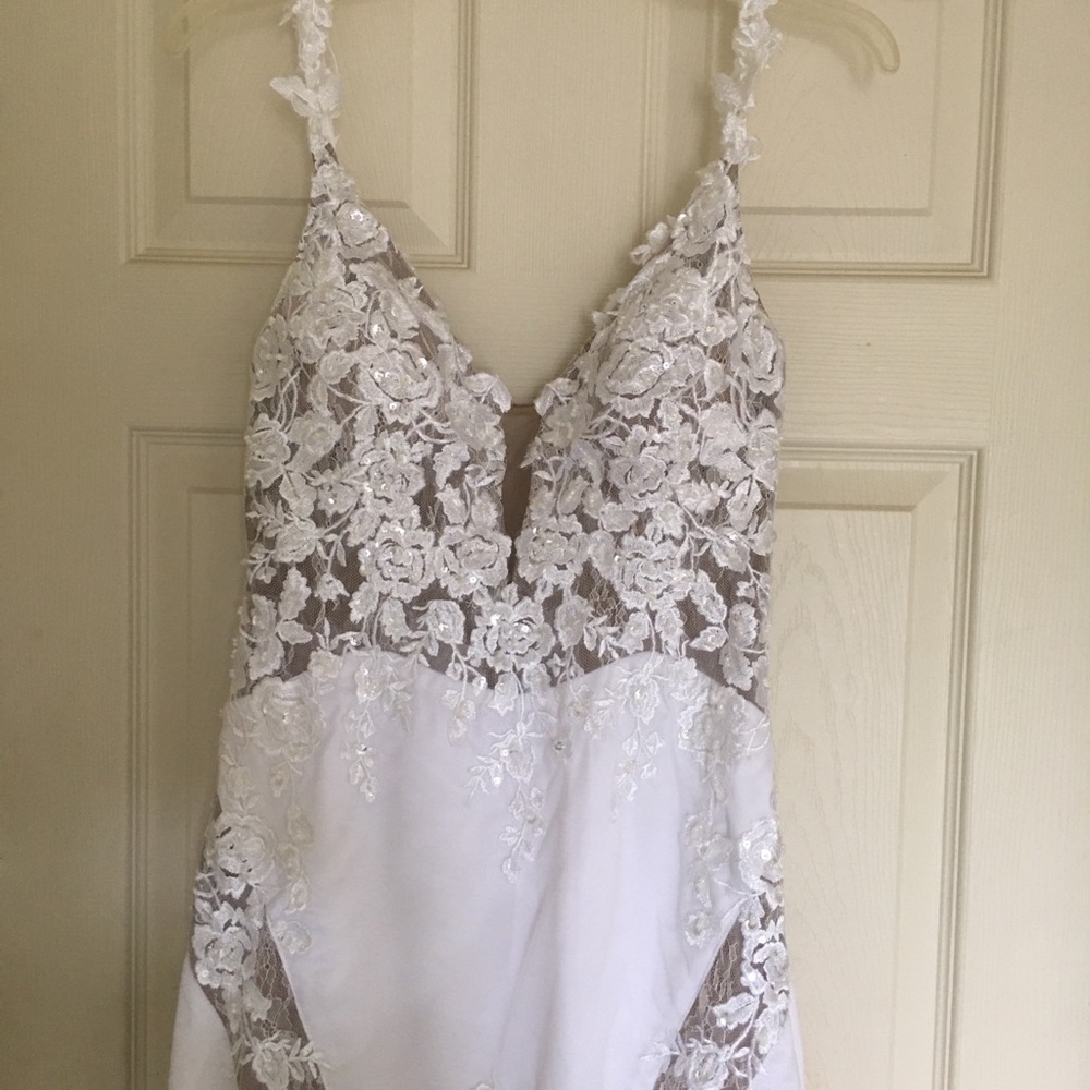 White Lace Floral Mermaid Style Wedding Dress